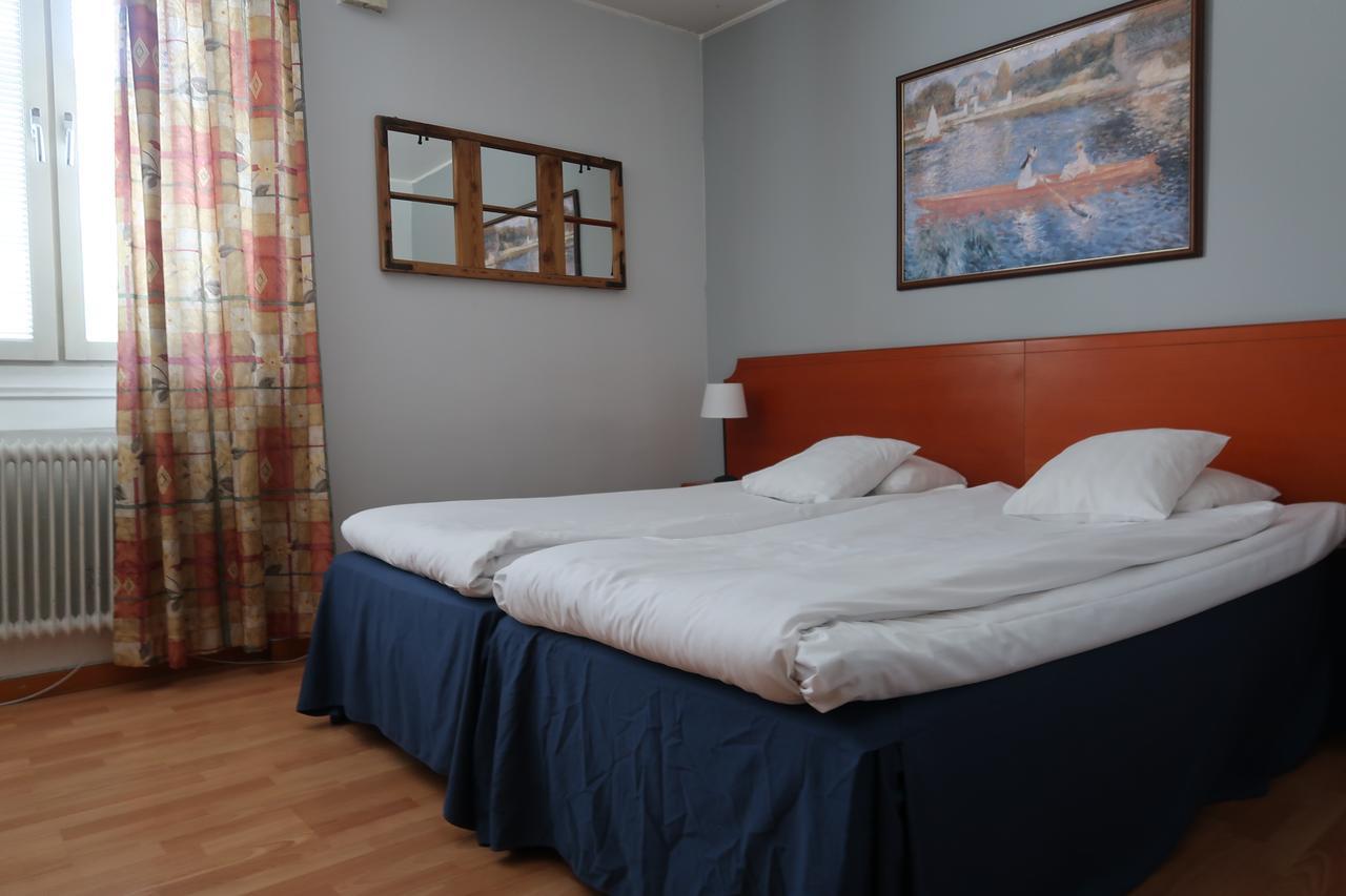 Hotel Aveny Bed & Breakfast Евле Экстерьер фото